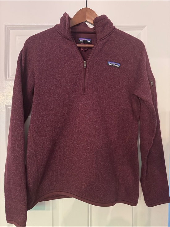 Patagonia Sweaters - Patagonia Women’s Half-Zip Pullover - Maroon Size M
